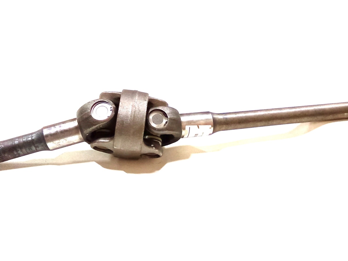 F06/18945 Вал полуоси переднего моста правый 816,9. Фото 2